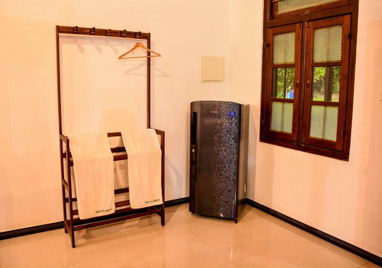 Araliya Gardens Hotel 希克杜沃 外观 照片